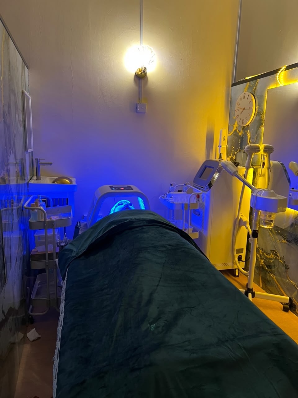 Aisyah Luxe Spa Kuala Krai — Rawatan Muka Premium Muslimah di Kelantan