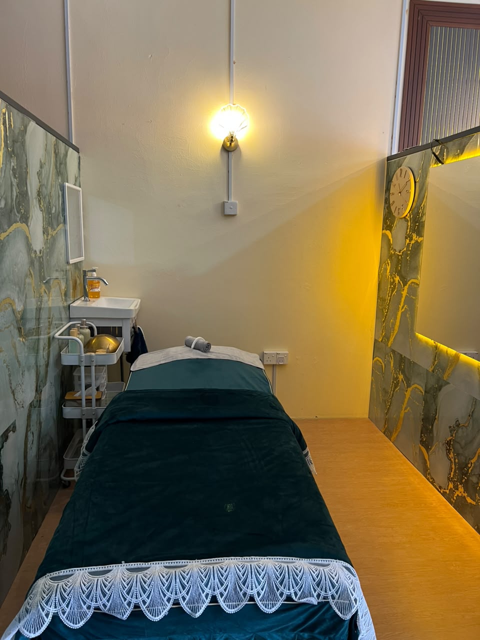Suasana Tenang Aisyah Luxe Spa Kuala Krai — Spa Muslimah di Laman Firdaus